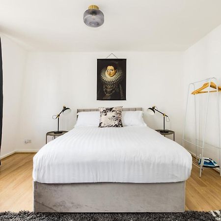 Mornington Crescent Apartment London Bagian luar foto