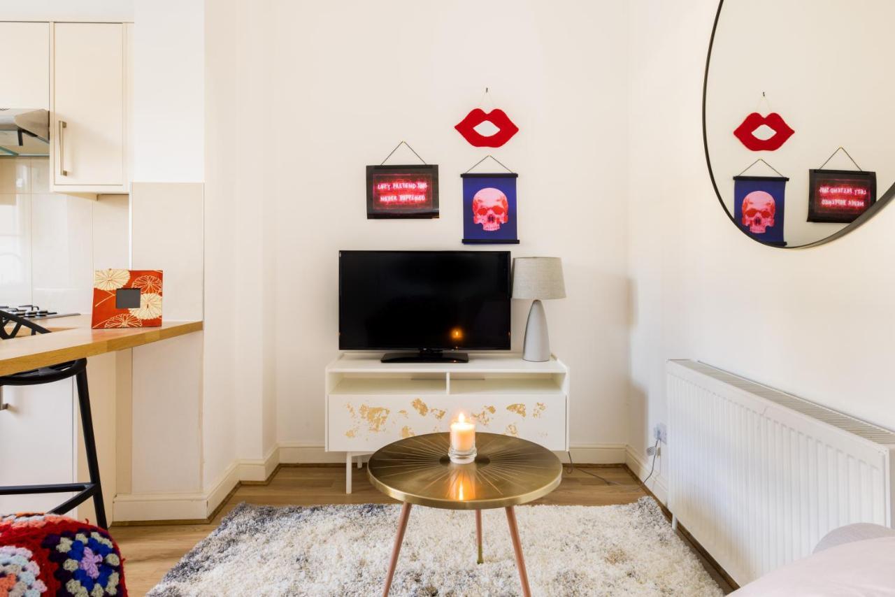 Mornington Crescent Apartment London Bagian luar foto