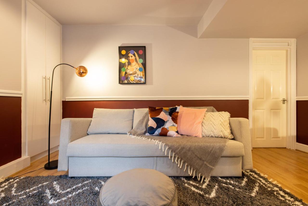 Mornington Crescent Apartment London Bagian luar foto