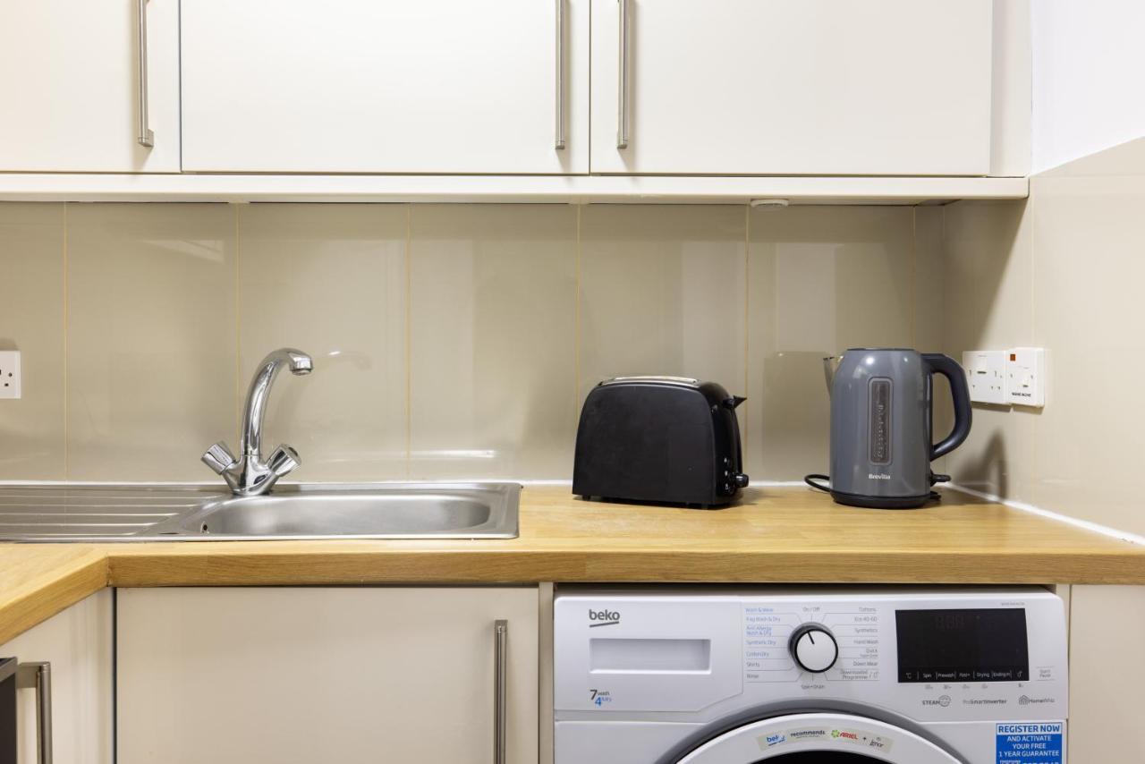 Mornington Crescent Apartment London Bagian luar foto