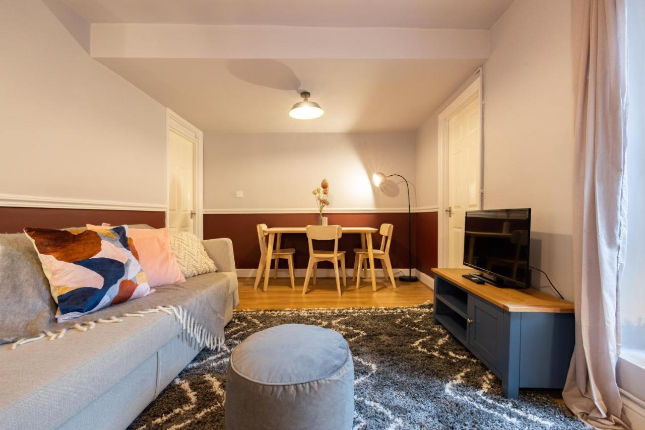 Mornington Crescent Apartment London Bagian luar foto