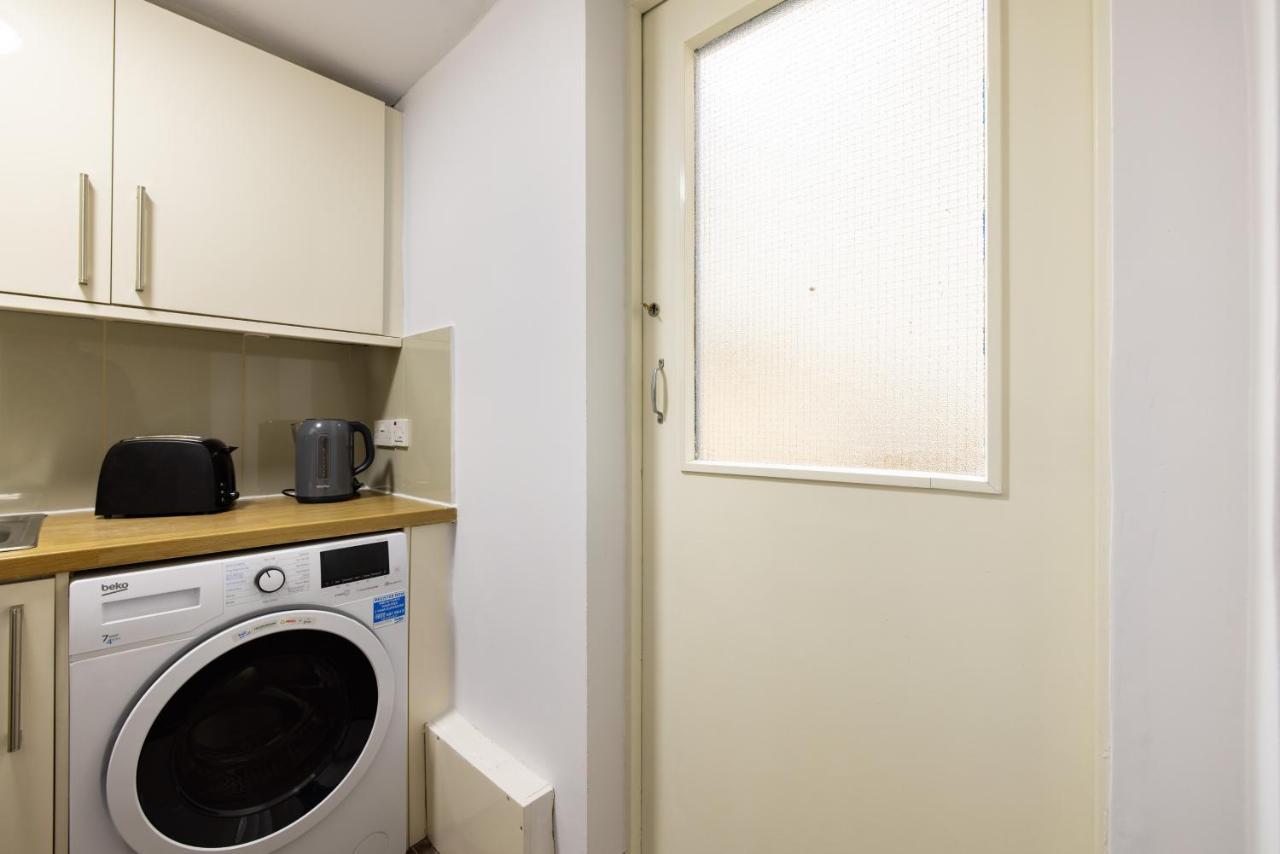 Mornington Crescent Apartment London Bagian luar foto